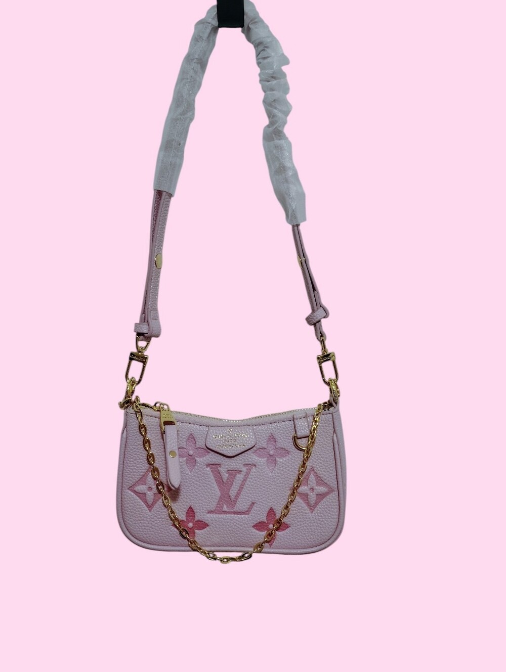 🩷🌸SUMMER PINK TONES SHOULDER BAG WITH GOLD CHAIN🩷🌸